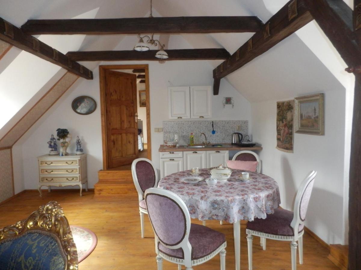 Zámeček Zdíky - Zámecký apartmán Bujanov Exteriér fotografie